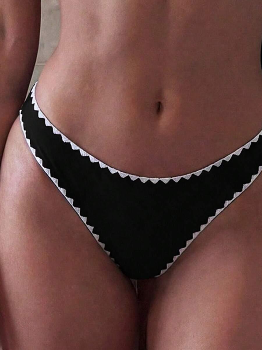 czarny dół od bikini