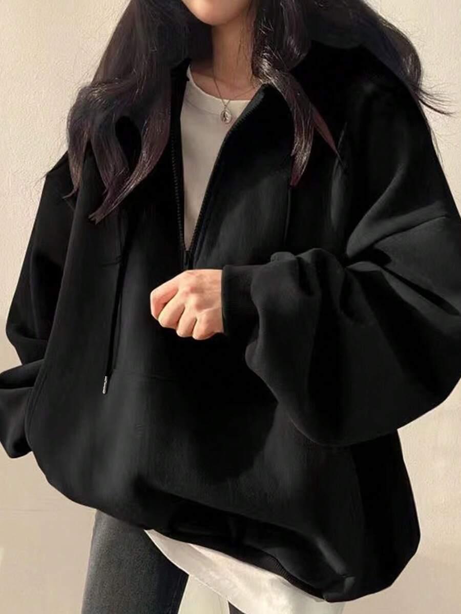 CZARNA BLUZA Z KAPTUREM OVERSIZE