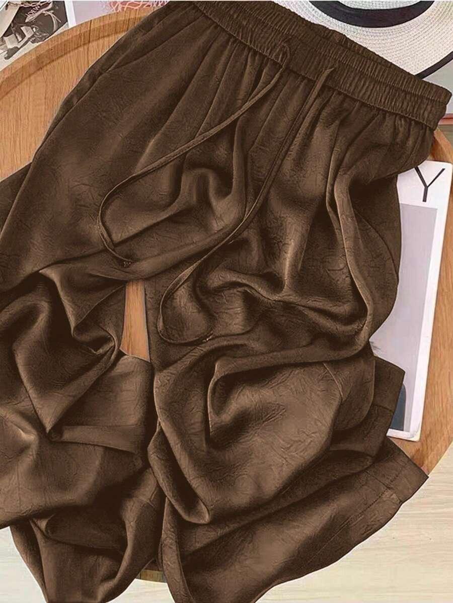 brązowe spodnie casual