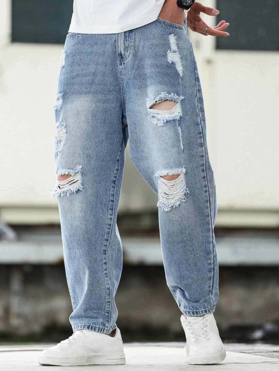 niebieskie spodnie jeans