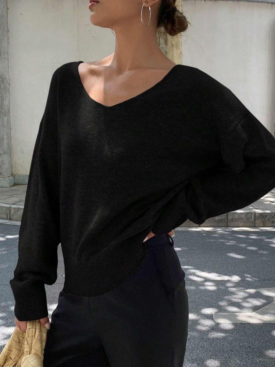CZARNY SWETER V-NECK