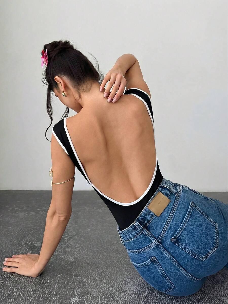 CZARNE BODY ODKRYTE PLECY