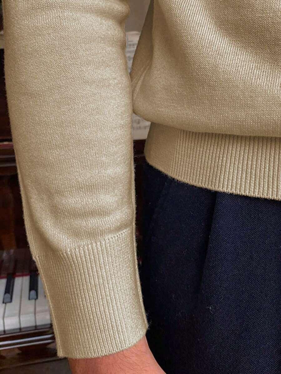beżowy sweter golf długi rękaw