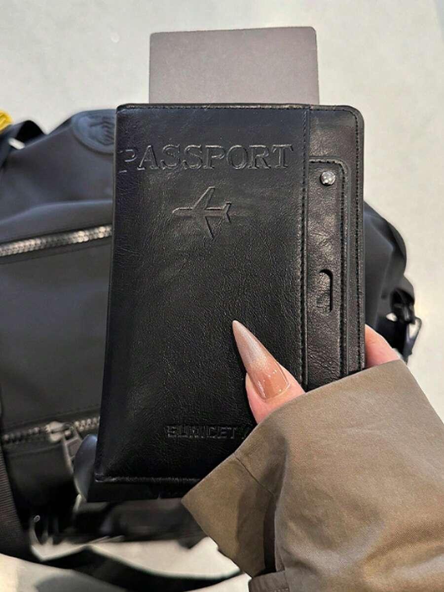 brązowe etui na paszport