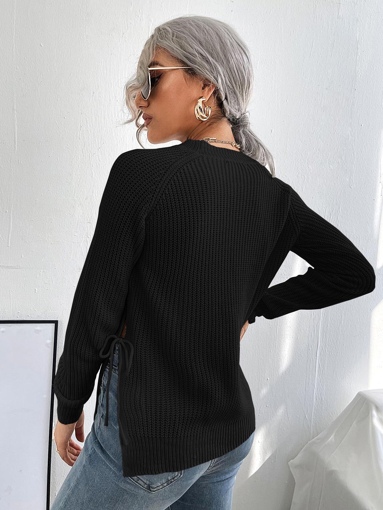 CZARNY DZIANINOWY SWETER