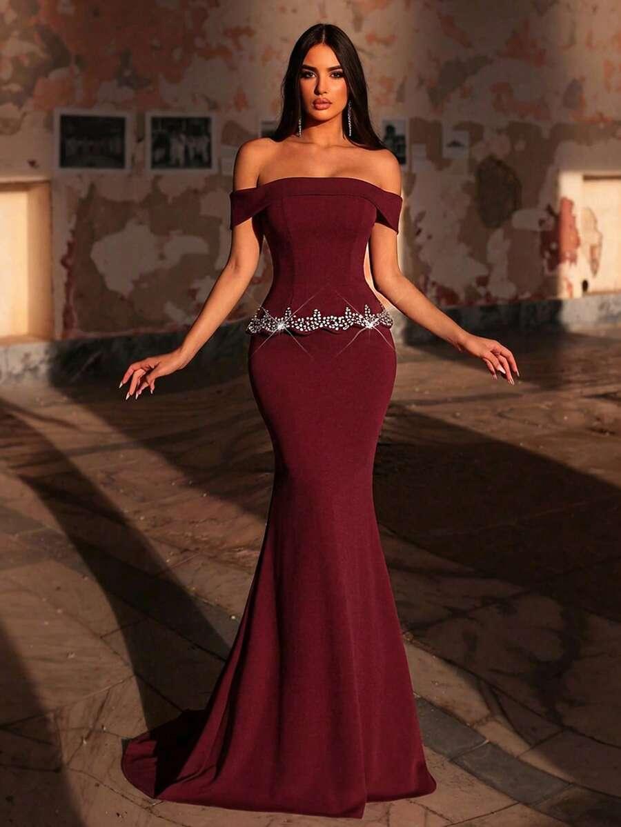 czerwona maxi sukienka