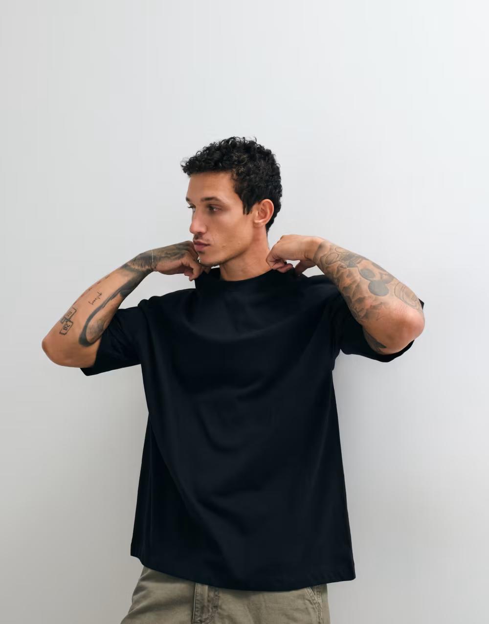 czarny t-shirt oversize