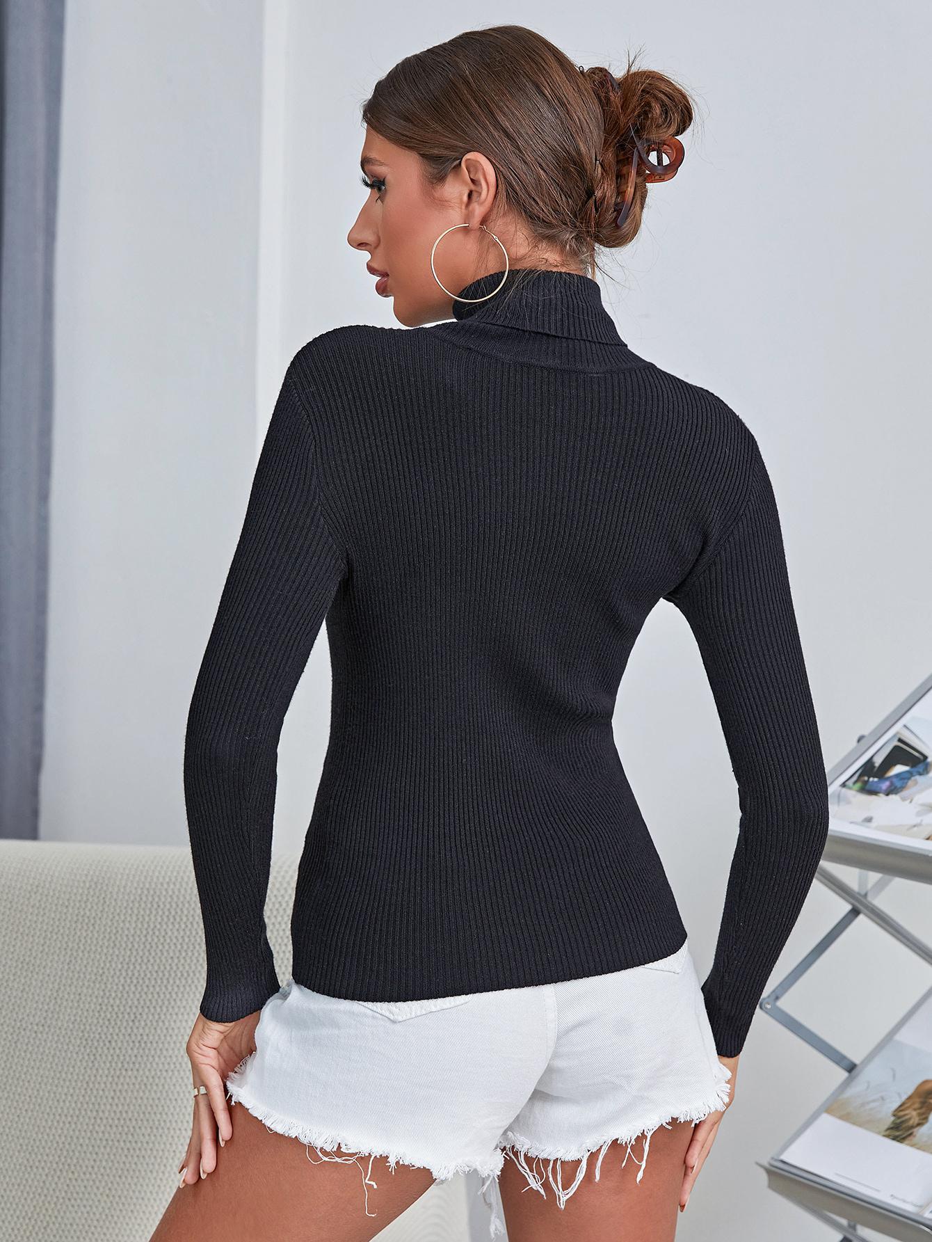CZARNY SWETER GOLF PRĄŻKI