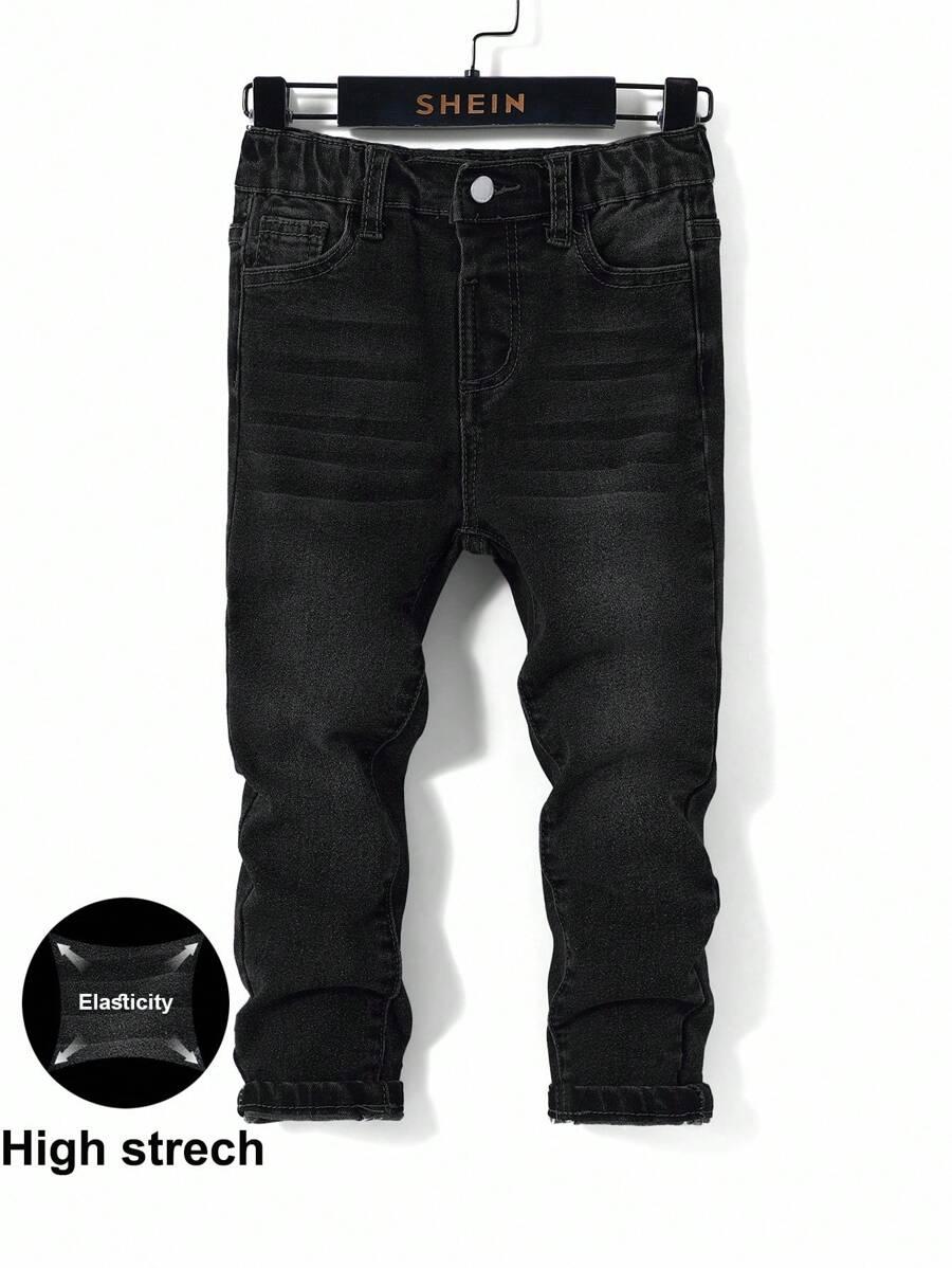 czarne spodnie jeans
