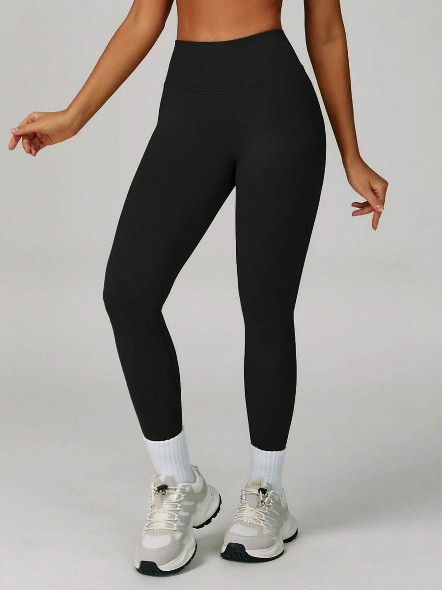 czarne legginsy sportowe