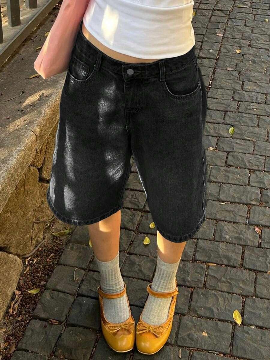 czarne spodenki jeans
