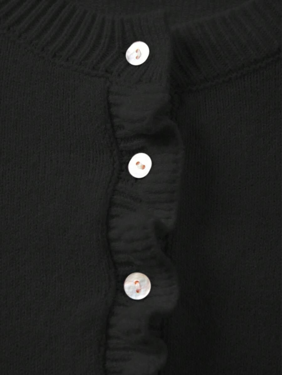 czarny sweter guziki