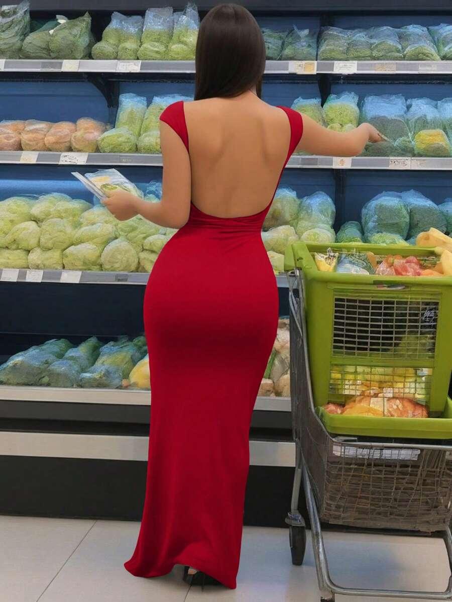 CZERWONA MAXI SUKIENKA