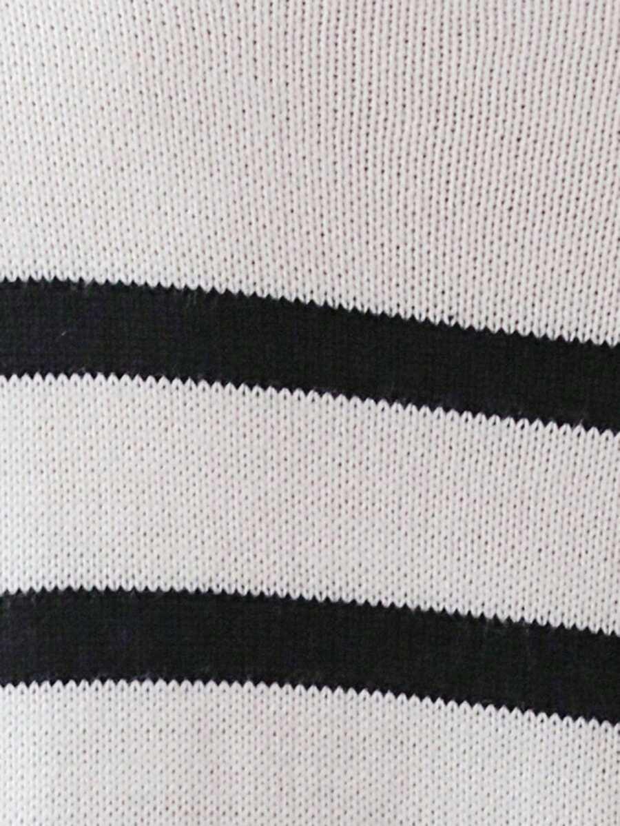 DZIANINOWY SWETER KONTRAST