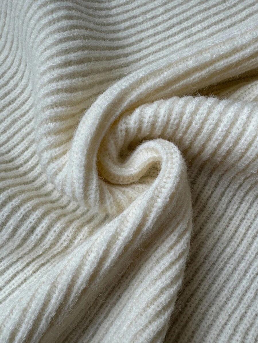 BEŻOWY SWETER CASUAL