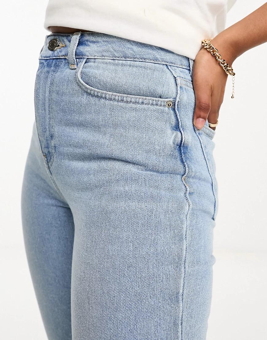 SPODNIE MOM JEANS