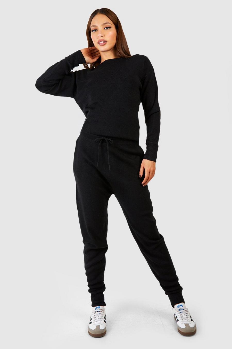czarny dzianinowy komplet sweter spodnie joggery