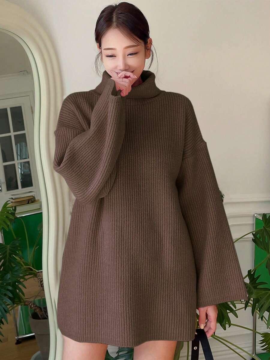 LUŹNY BRĄZOWY SWETER