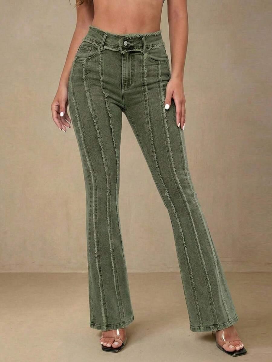 zielone spodnie jeans