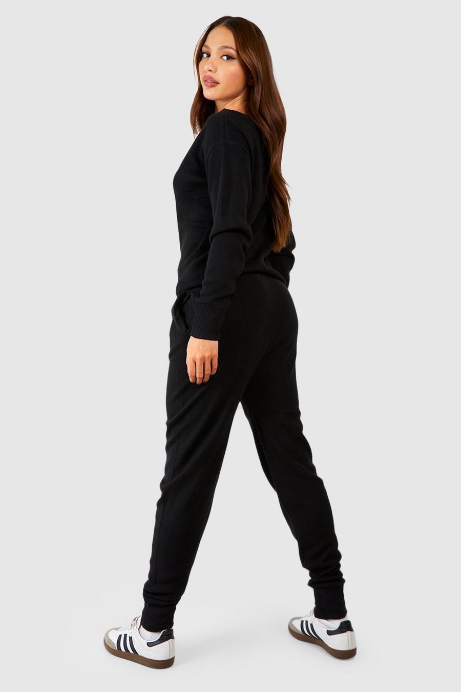 czarny dzianinowy komplet sweter spodnie joggery