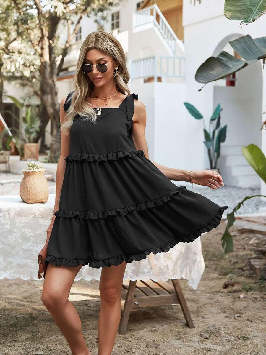 CZARNA MINI SUKIENKA FALBANY