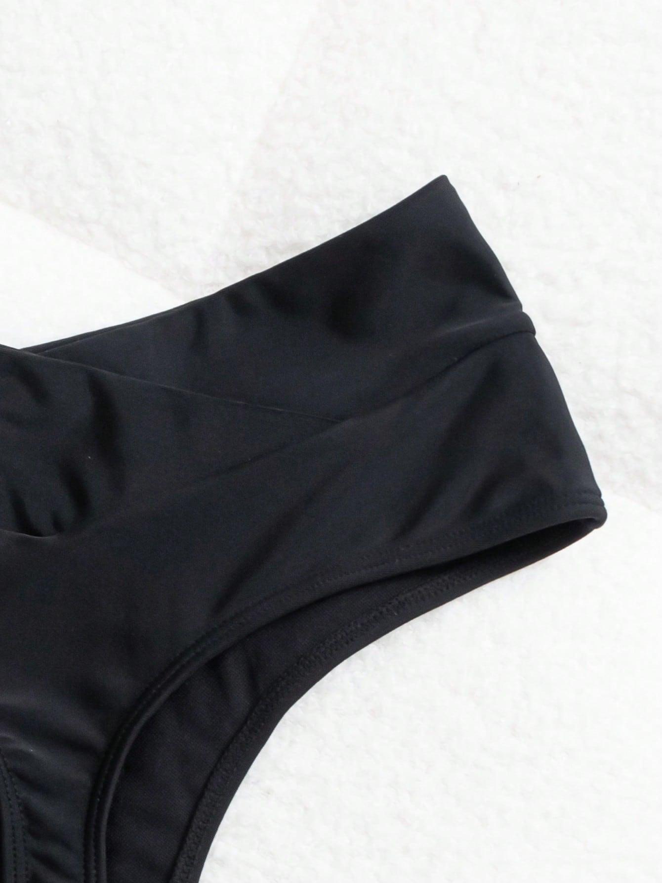 CZARNY DÓŁ OD BIKINI