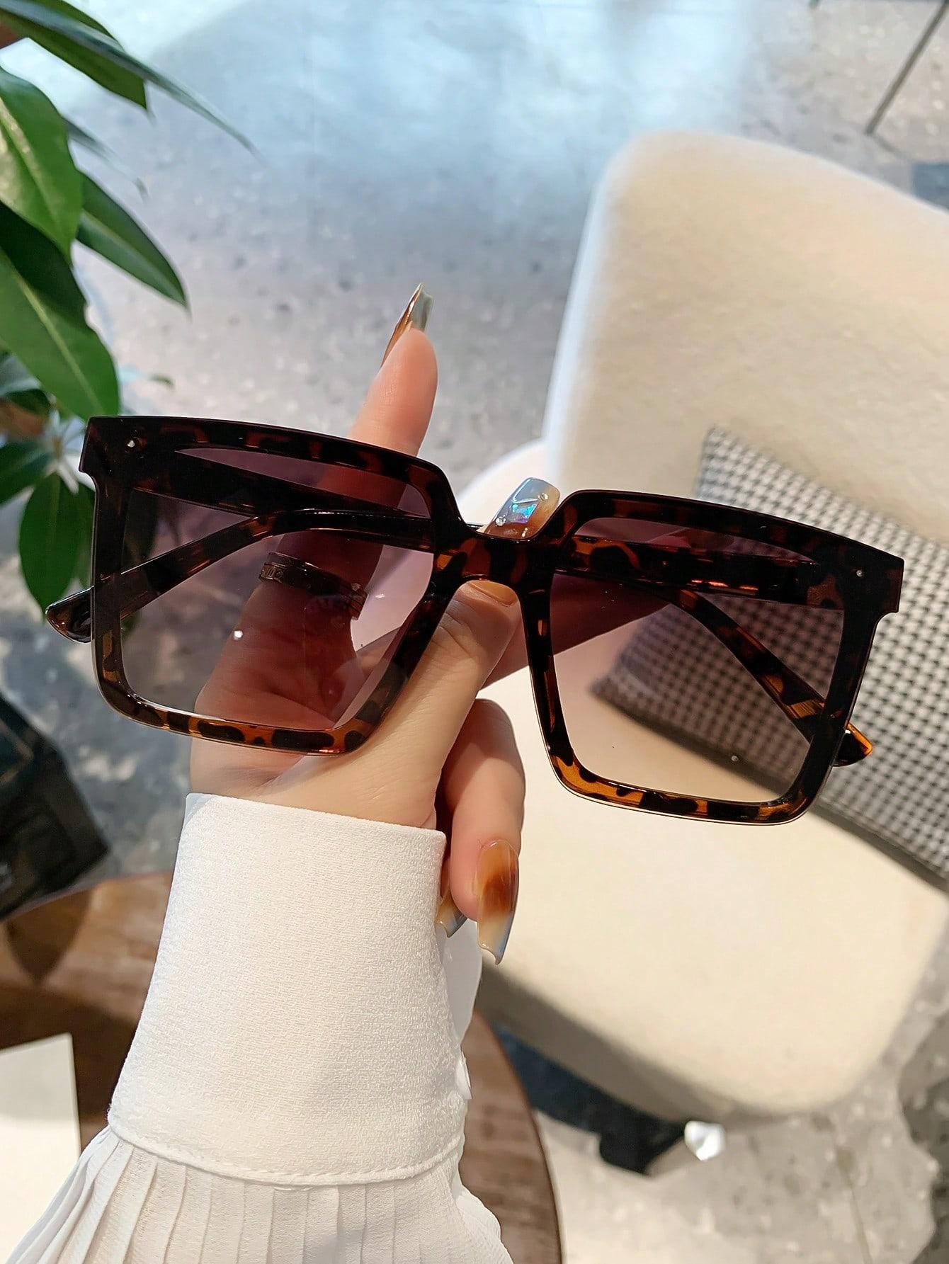 Okulary przeciwsłoneczne animal print