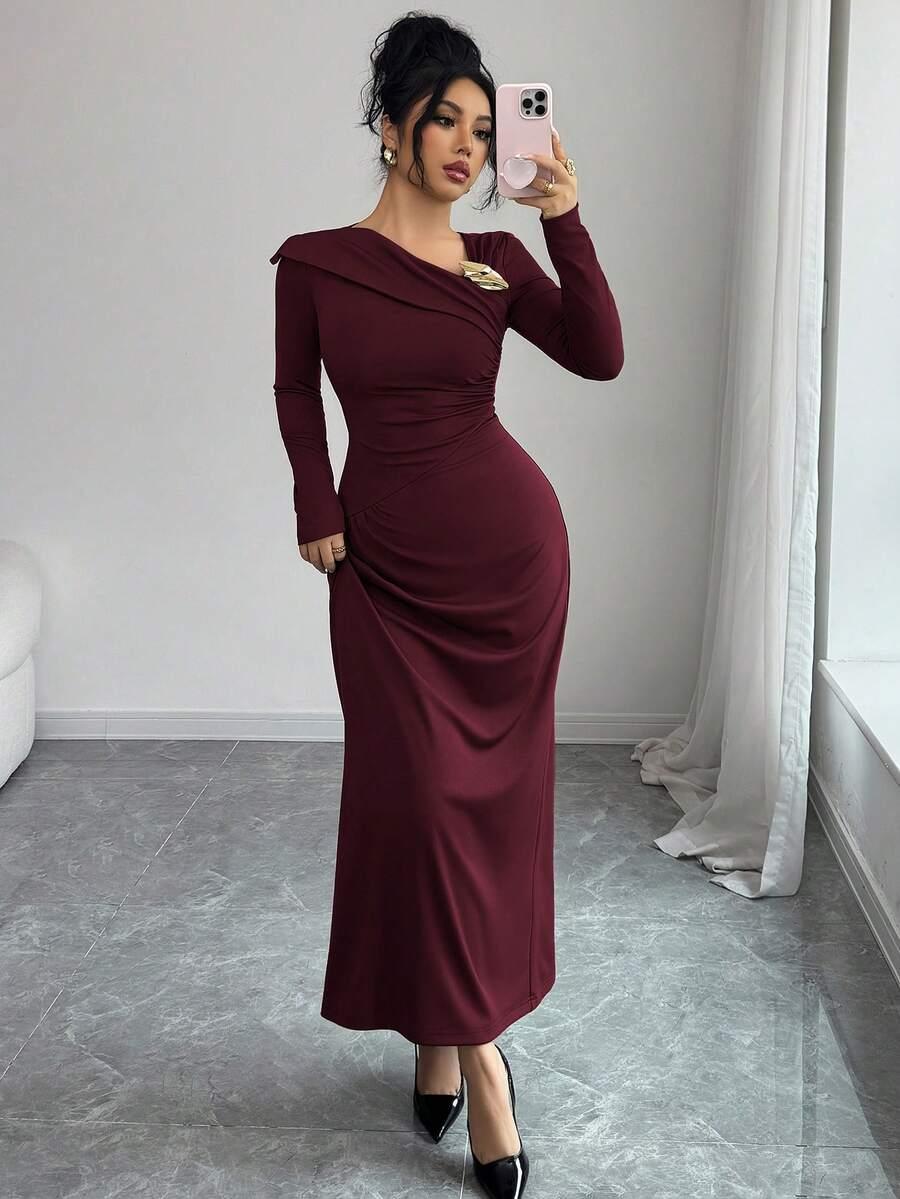 czerwona sukienka maxi