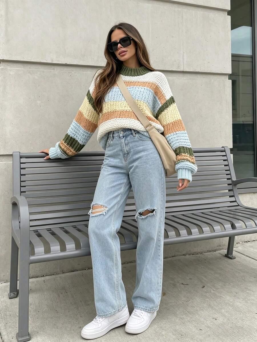 SWETER W PASKI