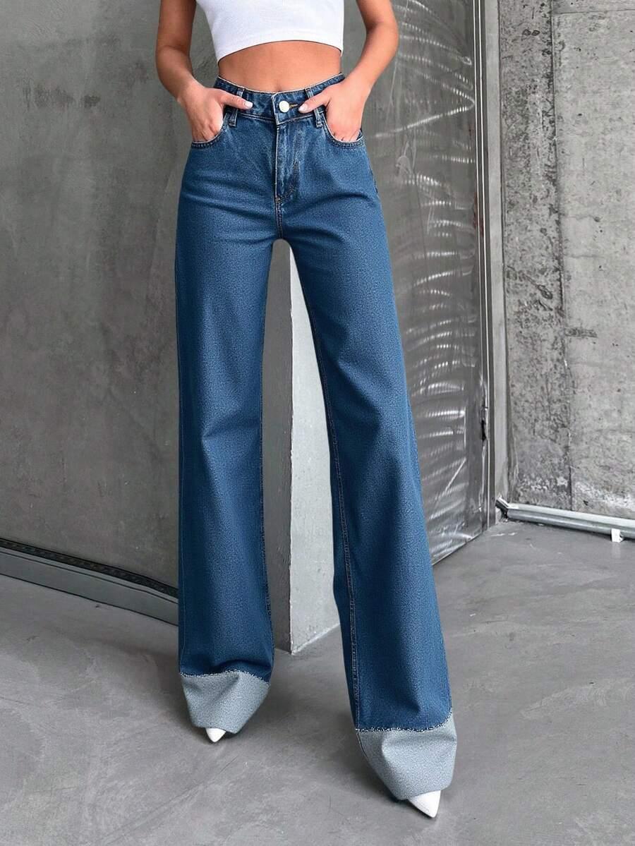 niebieskie spodnie jeans