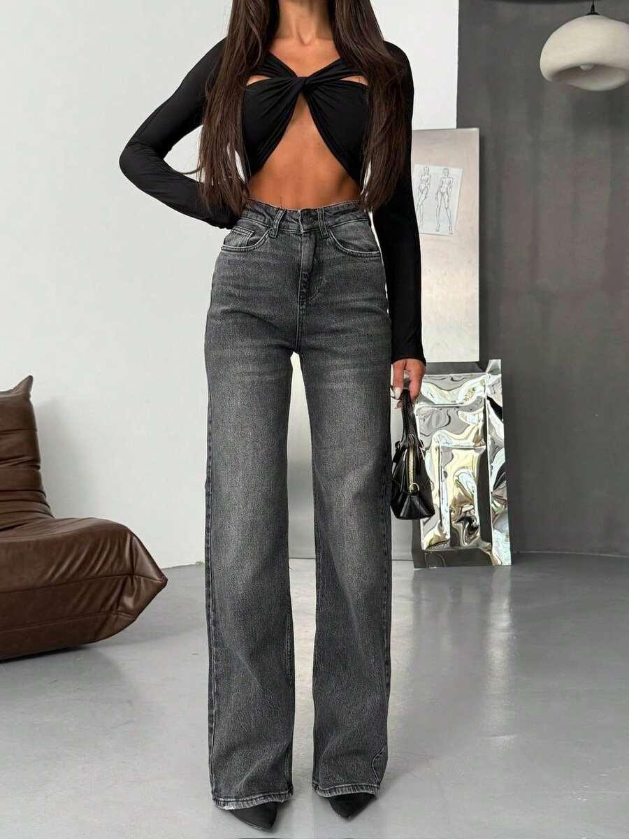 szare spodnie jeans