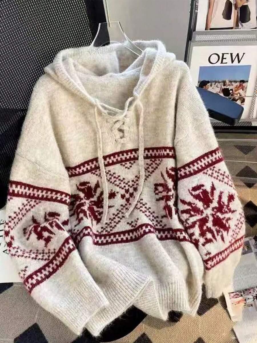  SWETER Z KAPTUREM WZÓR