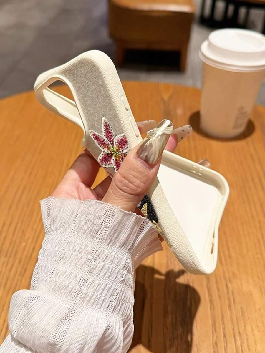 ETUI NA TELEFON IPHONE 17