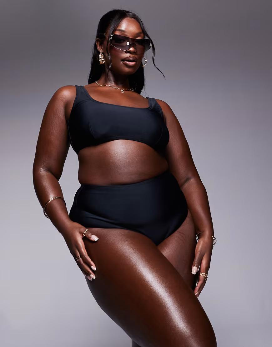 czarny dół od bikini