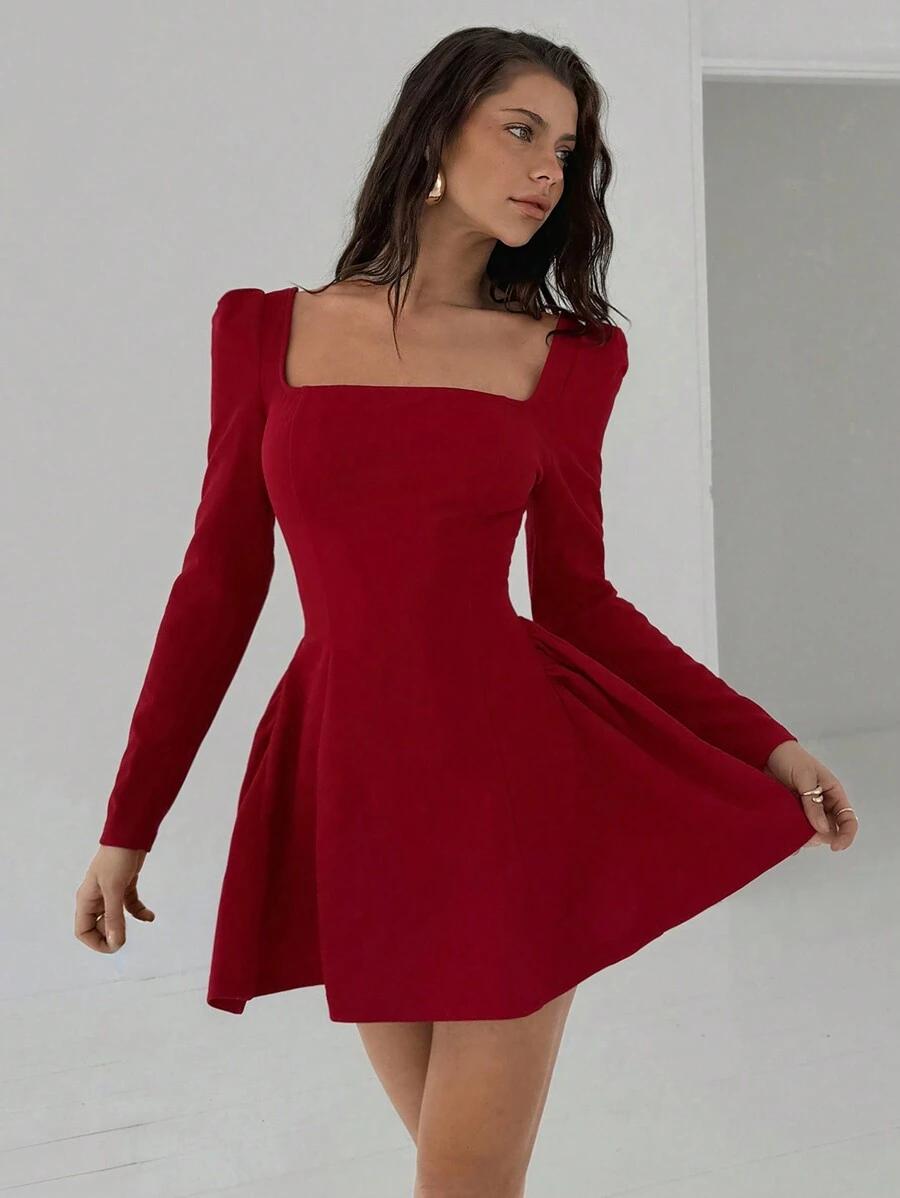 CZERWONA MINI SUKIENKA