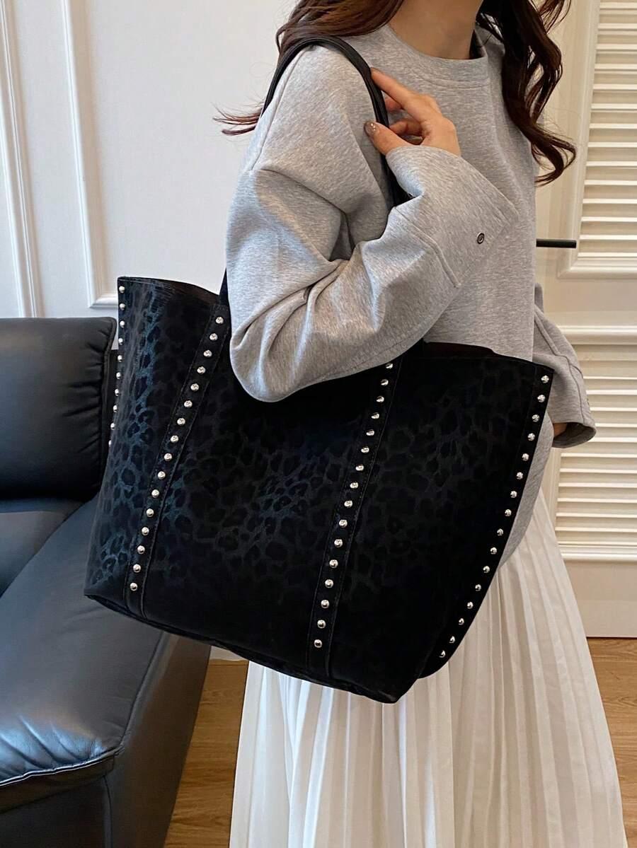 czarna torba animal print