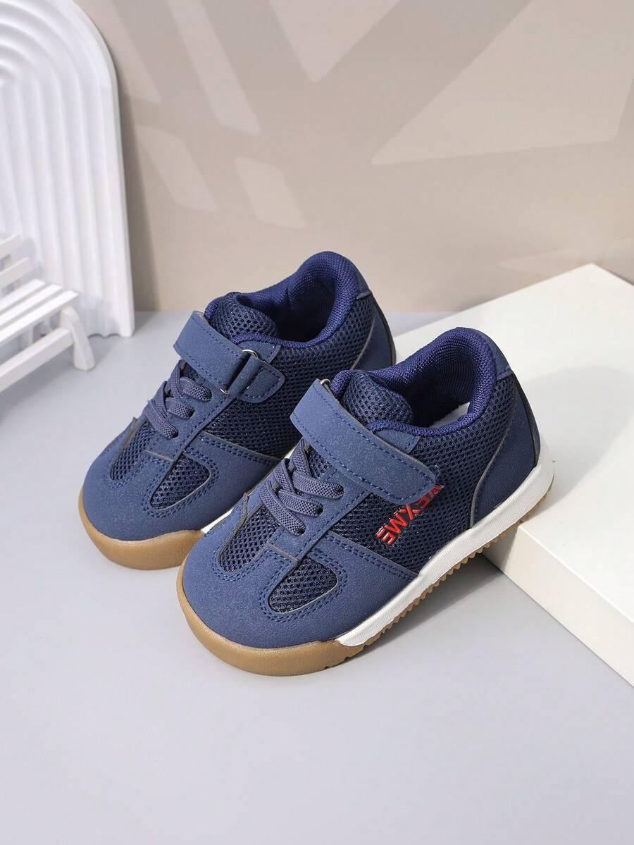 niebieskie buty sportowe rzepy