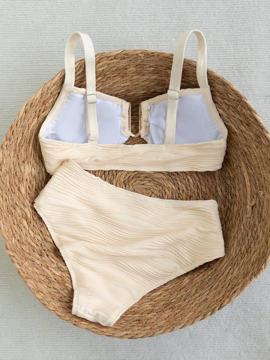 beżowa góra od bikini