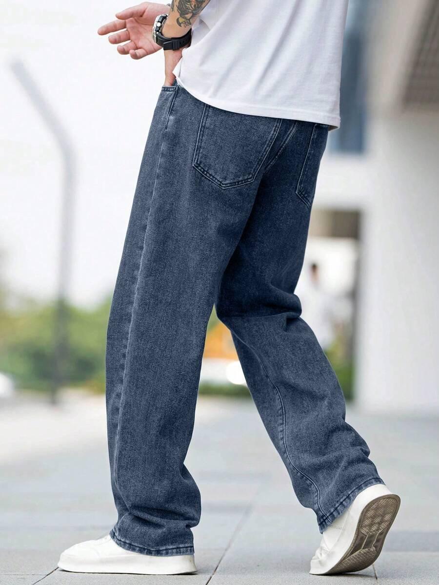 niebieskie spodnie jeans 