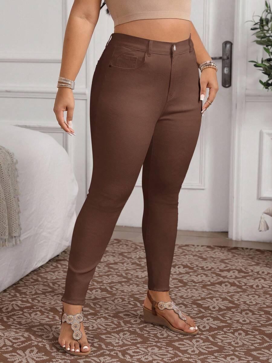 brązowe spodnie jeans 