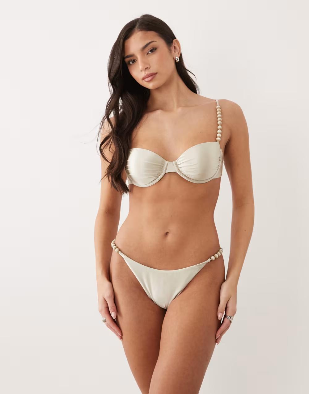 GÓRA OD bikini zdobienie