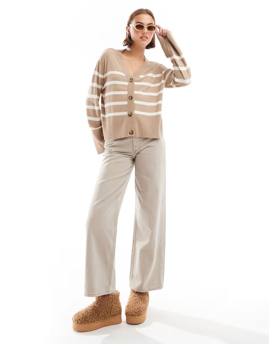 SWETER W PASKI KONTRAST