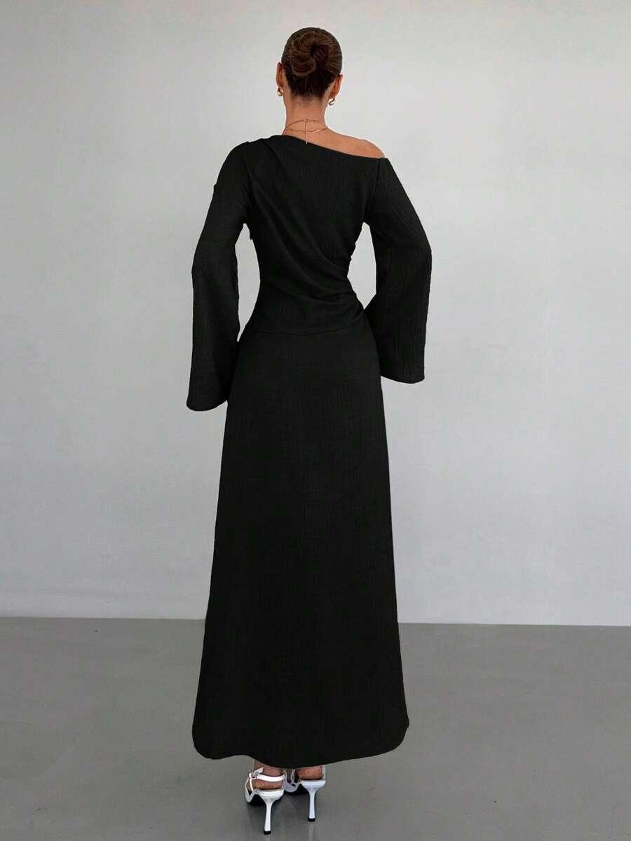czarna sukienka maxi 