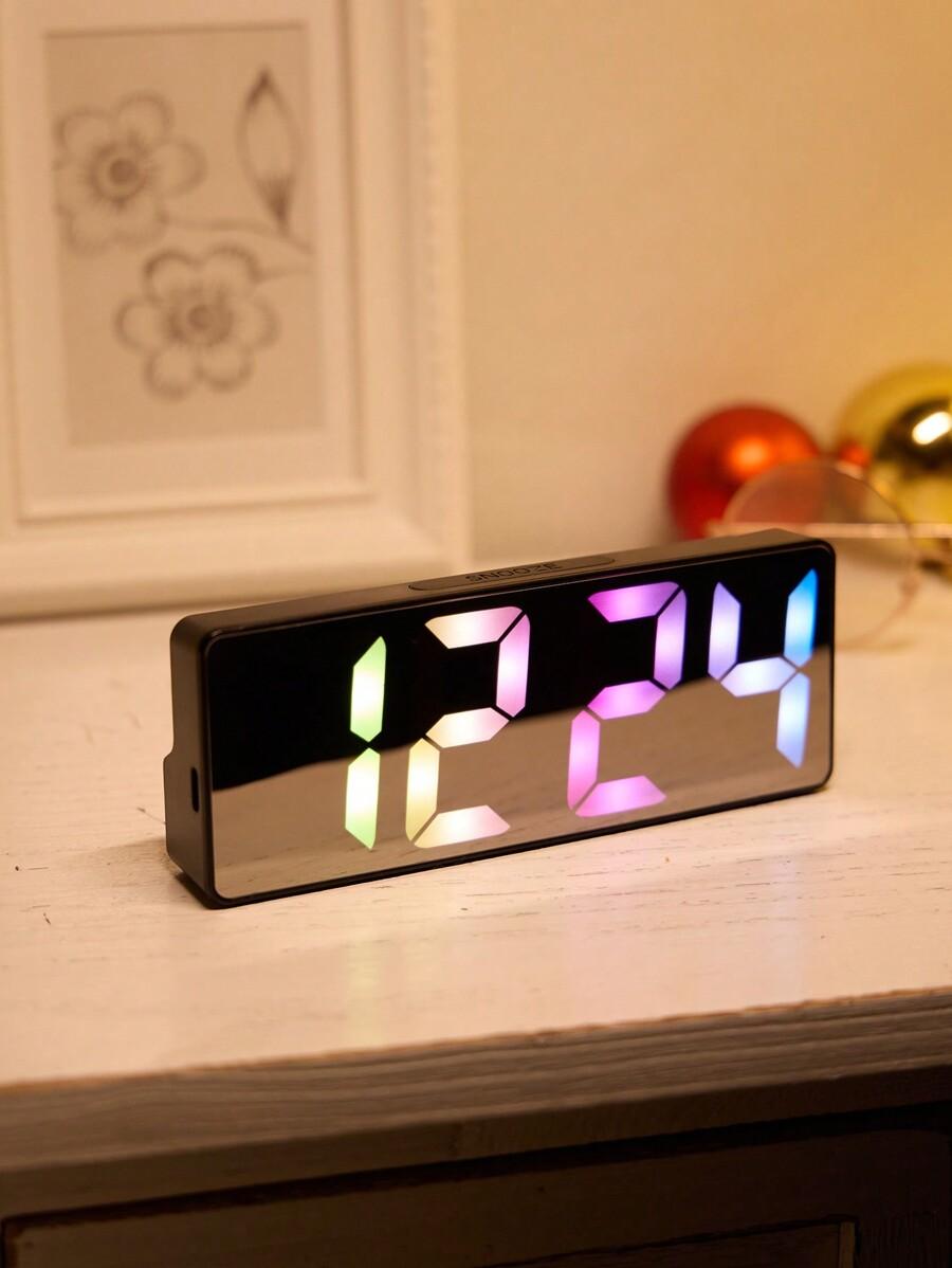 LUSTRZANY BUDZIK ELEKTRONICZNY