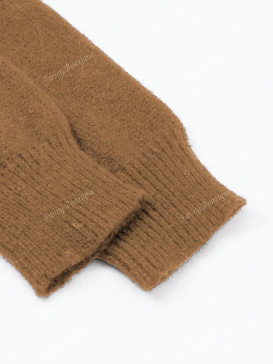 SWETER LUŹNY Z GUZIKAMI