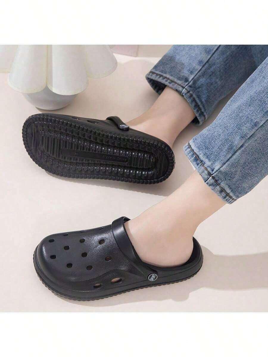 czarne klapki casual
