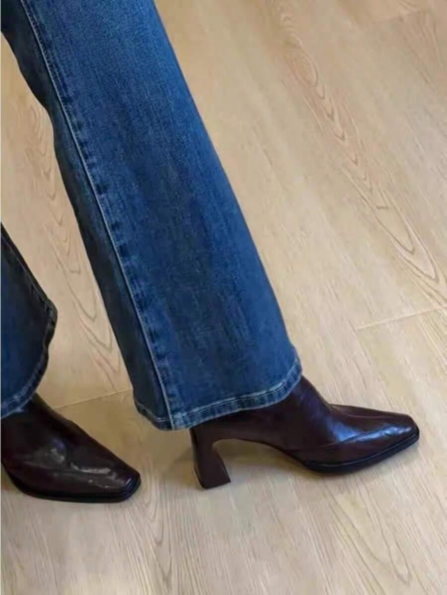 BRĄZOWE BOTKI ZAMEK