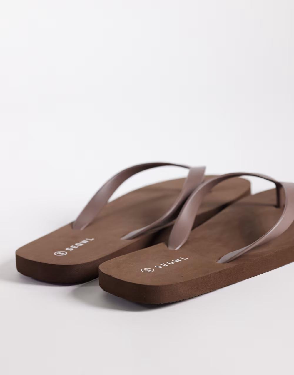 brązowe wsuwane klapki japonki casual