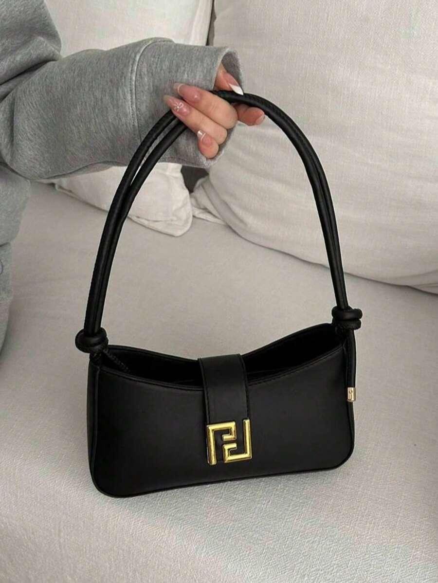 ELEGANCKA MAŁA TOREBKA Z OZDOBNYM DETALEM