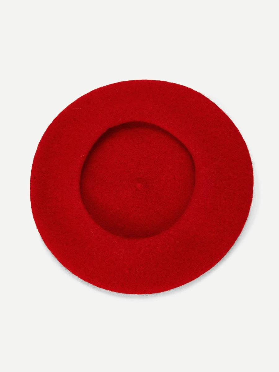 czerwony beret casual